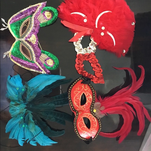 New Orleans Mardi Gras Masks - Picture 6 of 6